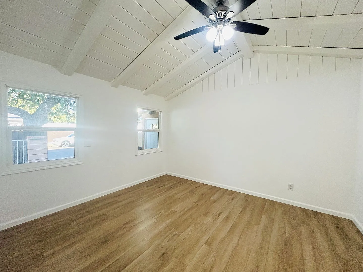 7358 Balcom Apartments — Photo 4