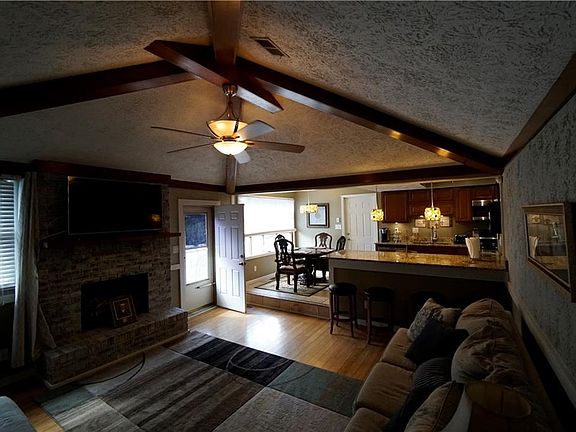 5th image of 1126 Waterford Dr