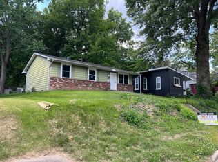 525 Park Ave, Belleville, IL 62220