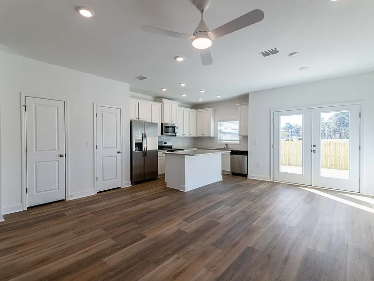Maret Cove-Unit 147-Jernigan 3x2.5 -1
