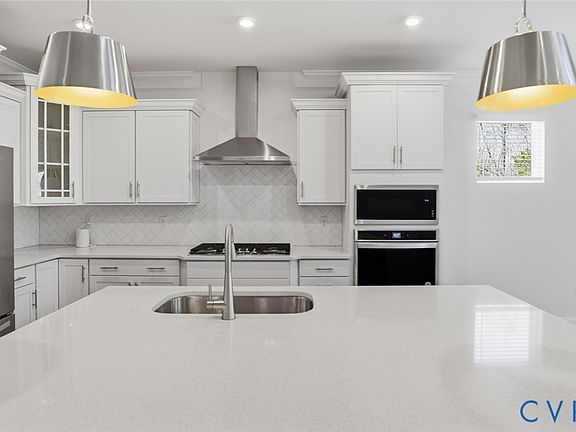 5th image of 3726 Rocketts Ridge Dr