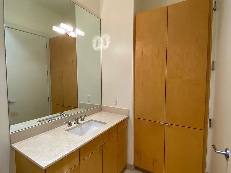 555 5th St #717 — Photo 11