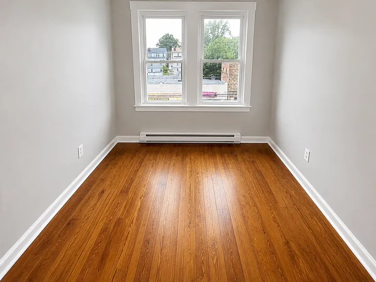 402-404 Myrtle Ave #3 — Photo 9