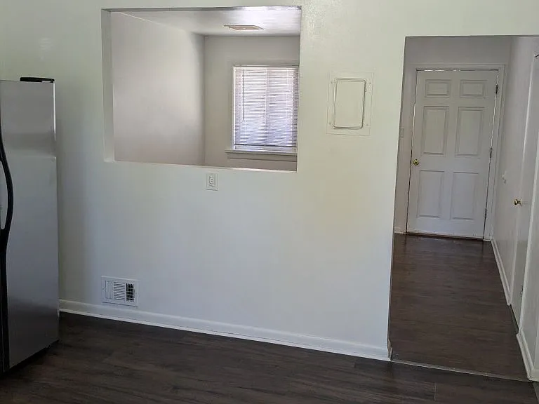 24 Lowell Blvd — Photo 4