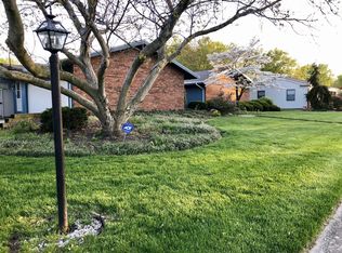 3001 Valley Brook Dr, Champaign, IL