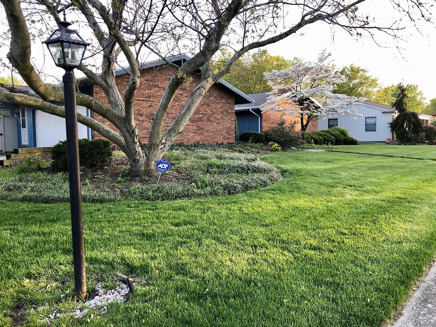3001 Valley Brook Dr photo 1