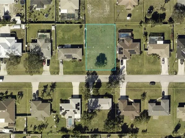 1805 NE 22nd Ter, Cape Coral, FL 33909