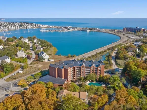 155 George Washington Blvd, Hull, MA