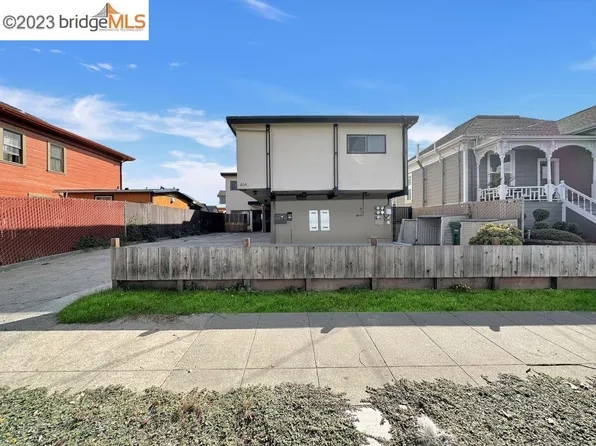 834 Bancroft Way, Berkeley, CA 94710