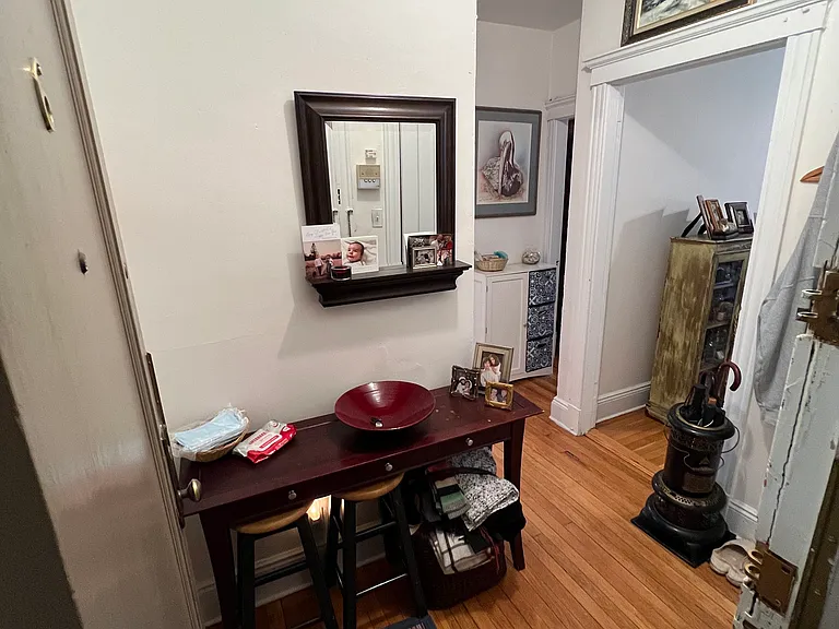80 Sutherland Rd — Photo 8