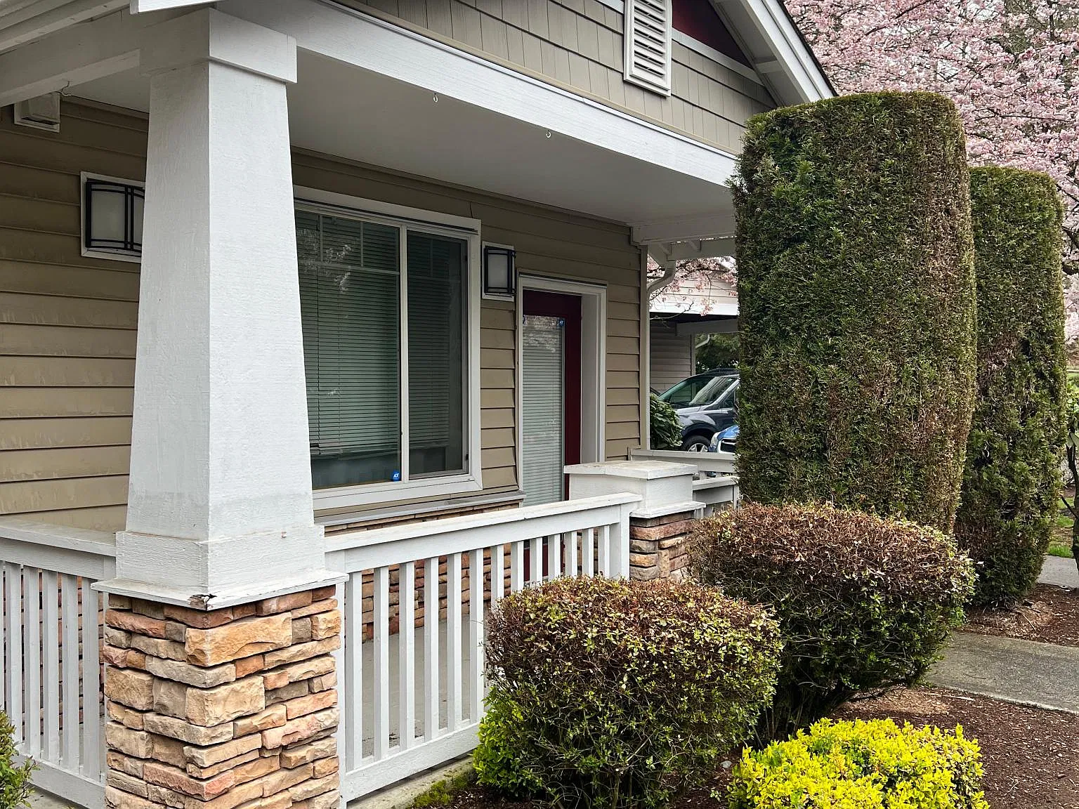 3 bed, 1199 sqft, $2,995 — Photo 2