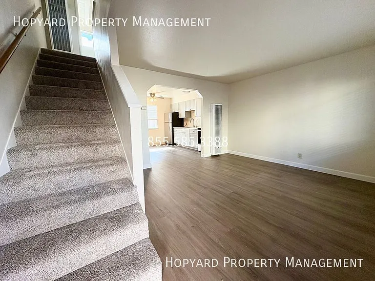 1042 Williams St — Photo 3