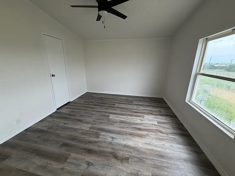 3961 FM 2331 — Photo 33