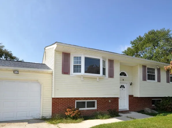 4 Williams Ct, Lumberton, NJ 08048