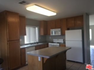 4670 Willowglen Way, Hemet, CA 92545