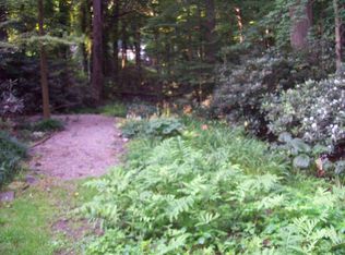 350 Millbank Rd, Bryn Mawr, PA 19010