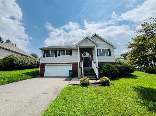 228 Mountain Breeze Dr