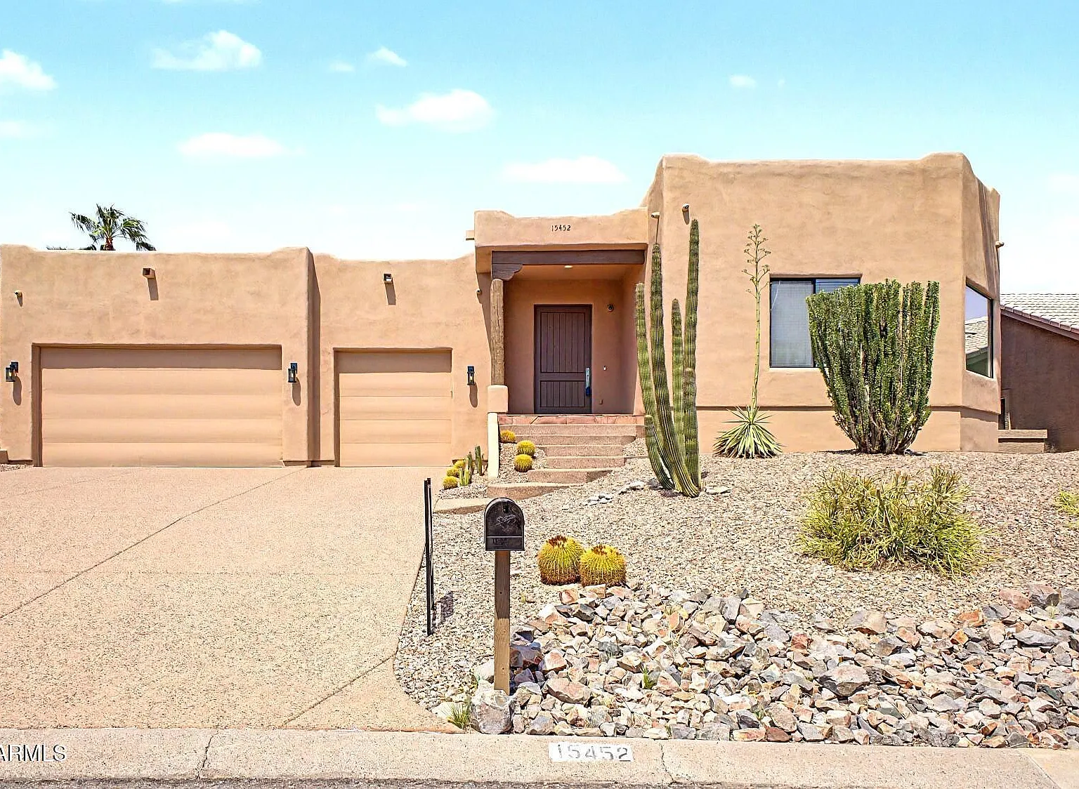 3 bed, 2.5 bath, 2503 sqft, $3,800 — Photo 1