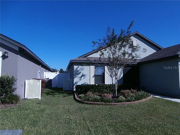 4th image of 521 Swallowtail Dr