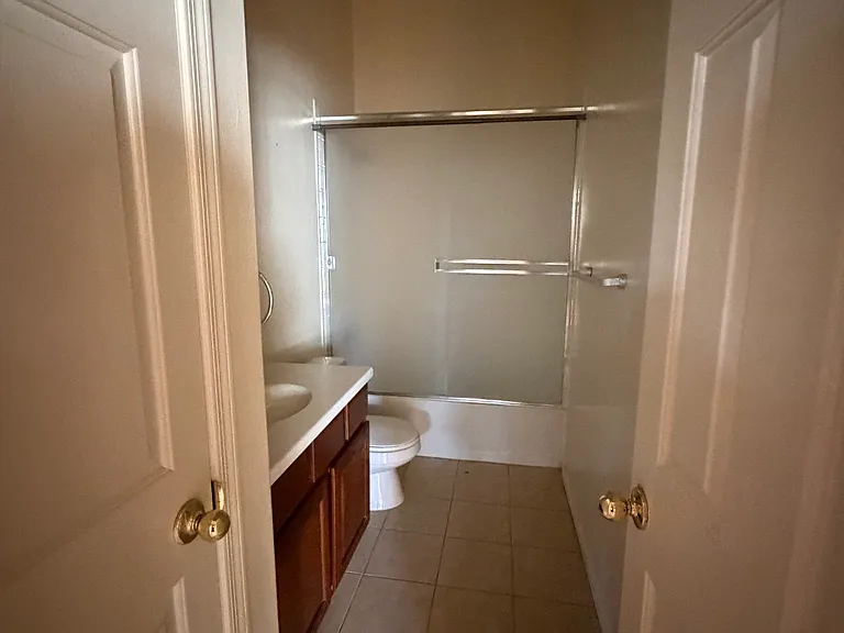 1085 San Tropez Ct — Photo 30
