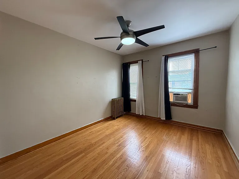 1448 Andre St — Photo 12