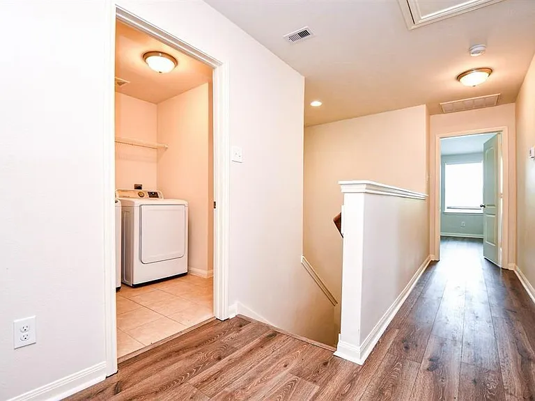 10909 Panther Ct SW — Photo 22