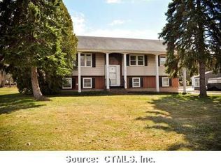 63 Terry Ln, Rocky Hill, CT 06067