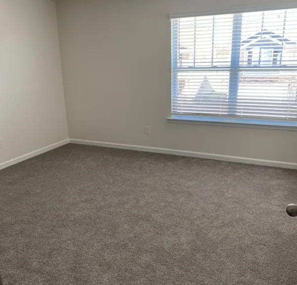 4310 Remington Ave — Photo 19