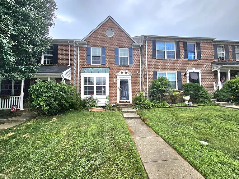 251 Hunters Run Ter — Photo 1