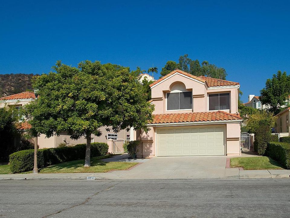 1st image of 968 Calle Del Pacifico