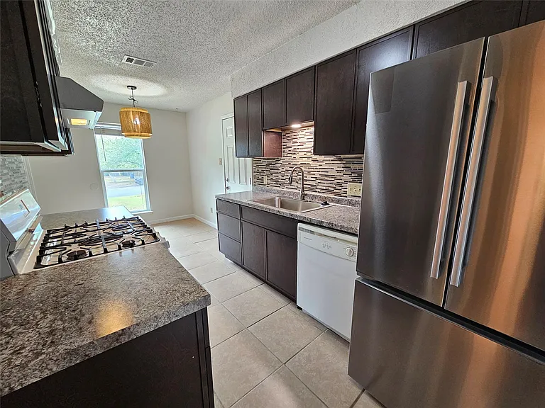 6800 Lunar Dr #B — Photo 13