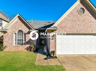 7082 Parkbrook Ln, Cordova, TN 38018