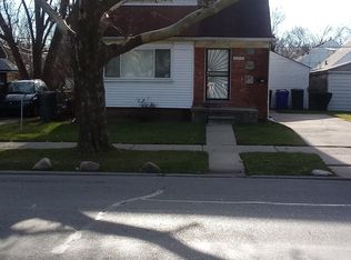 19314 Moross Rd, Grosse Pointe, MI 48224