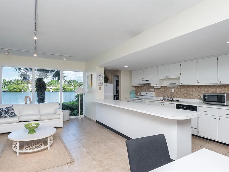 3581 S Ocean Blvd #2B — Photo 33