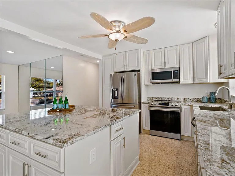 2950 Homasassa Rd — Photo 6
