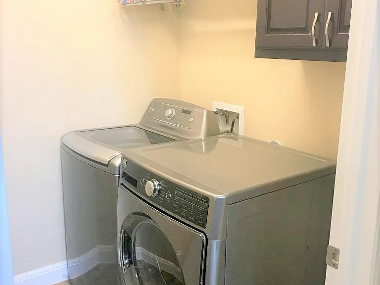 Laundry Room - washer/dryer included