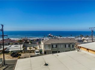 229 10th Pl, Manhattan Beach, CA 90266