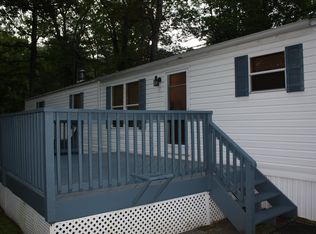 215 Cardinal Lane, Cuddebackville, NY 12729