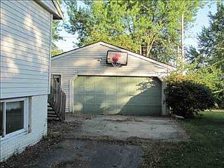 4th image of 2008 Crowfoot Dr
