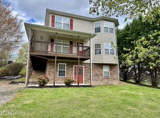 249 Mill View Dr, Pigeon Forge, TN 37863