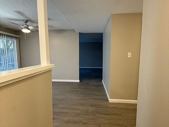 5th image of 947 Temple Dr APT 1