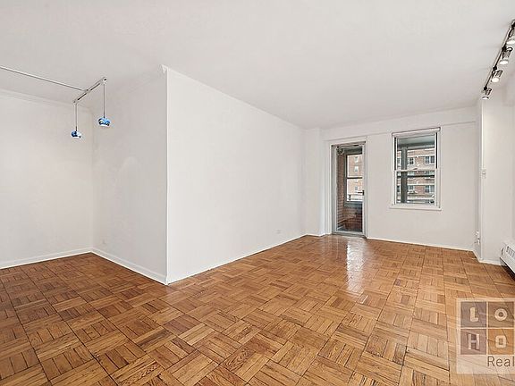 3rd image of 455 Franklin D Roosevelt Dr APT B904