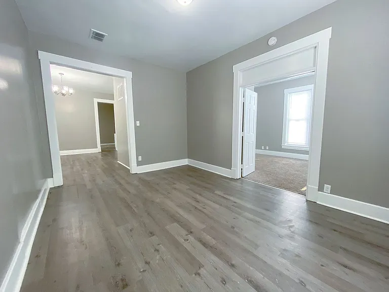 514 S Courtland Ave — Photo 6