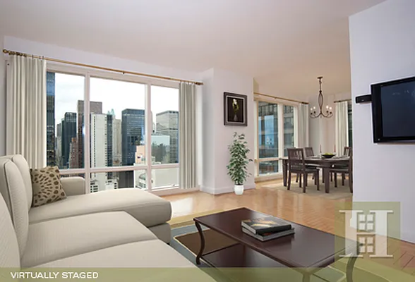 Rented by Halstead Real Estate | media 32