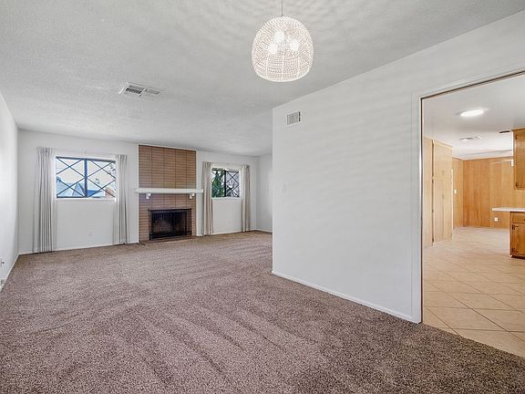5th image of 1483 W Cypress Ave