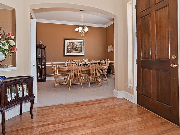 2nd image of 7801 Cherry Creek Dr