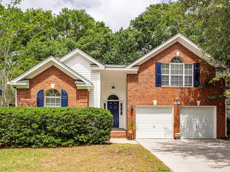 1st image of 615 Majestic Oak Dr