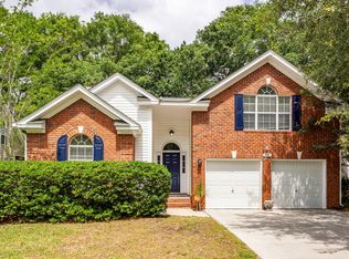 615 Majestic Oak Dr, Charleston, SC 29412