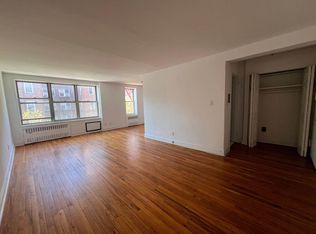 111-56 76th Dr #C3, Forest Hills, NY 11375