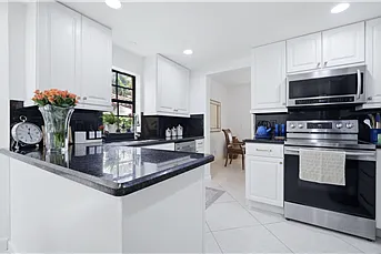 7798 La Mirada Dr — Photo 1